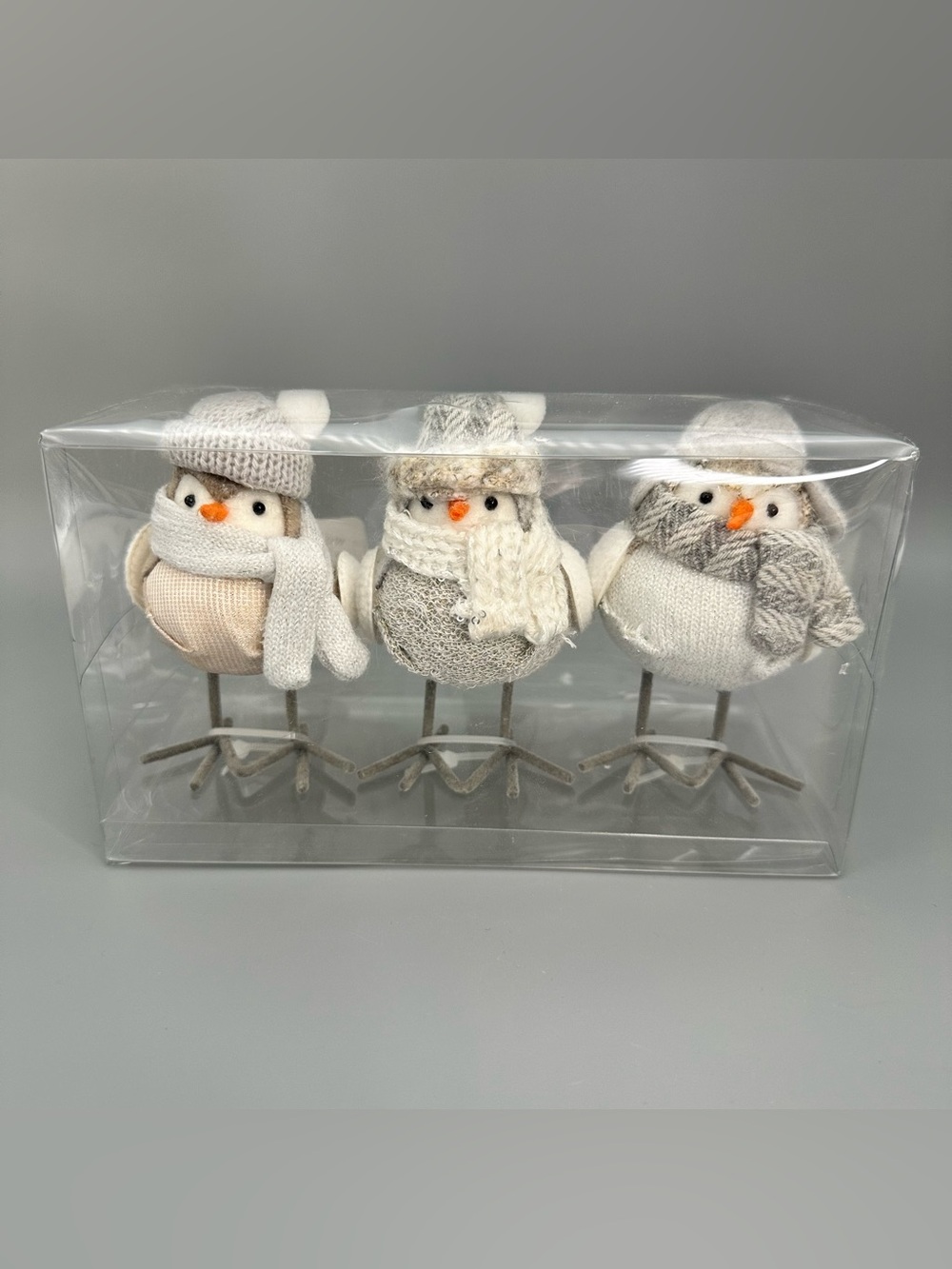 Target Wondershop Set of 3 Winter Birds with Knit Hats & Scarves NIB
